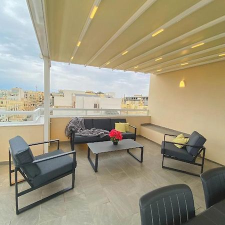 Ferienwohnung The Blue Mill Penthouse With Beautiful Views Naxxar Exterior foto