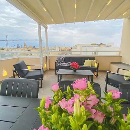Ferienwohnung The Blue Mill Penthouse With Beautiful Views Naxxar Exterior foto