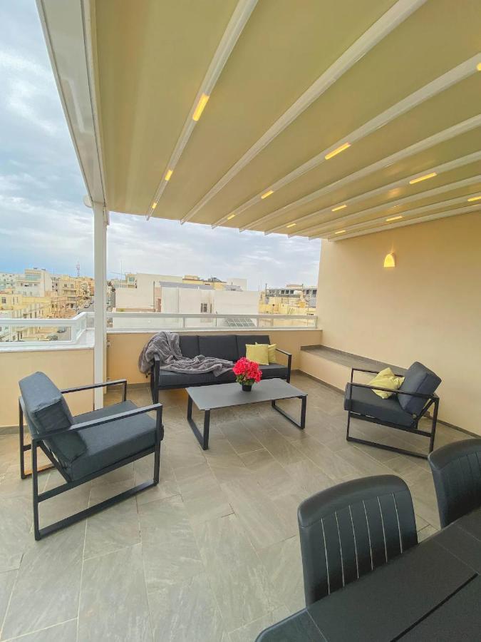 Ferienwohnung The Blue Mill Penthouse With Beautiful Views Naxxar Exterior foto