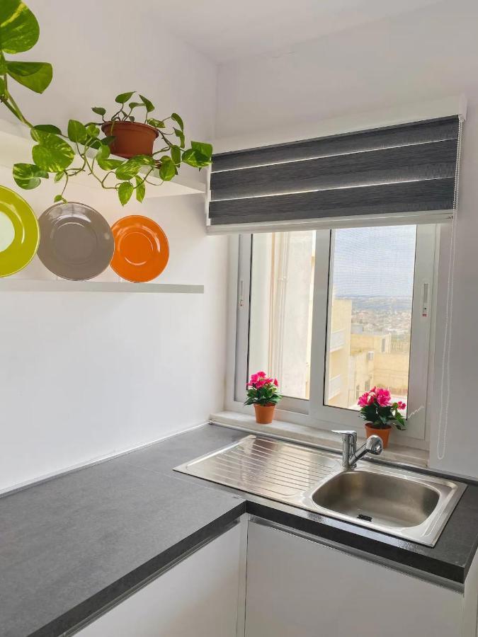 Ferienwohnung The Blue Mill Penthouse With Beautiful Views Naxxar Exterior foto